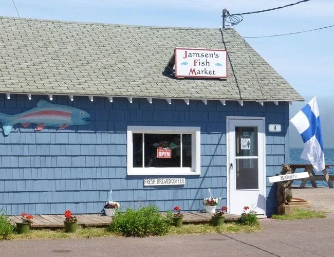 gearpatrol-lakesuperior-jamsens-650