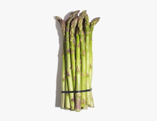 spring-vegetables-gear-patrol-asparagus