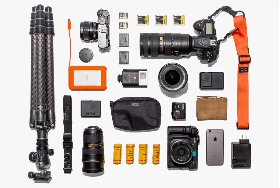Ultimate-Camera-Bag-Gear-Patrol-Ambiance-