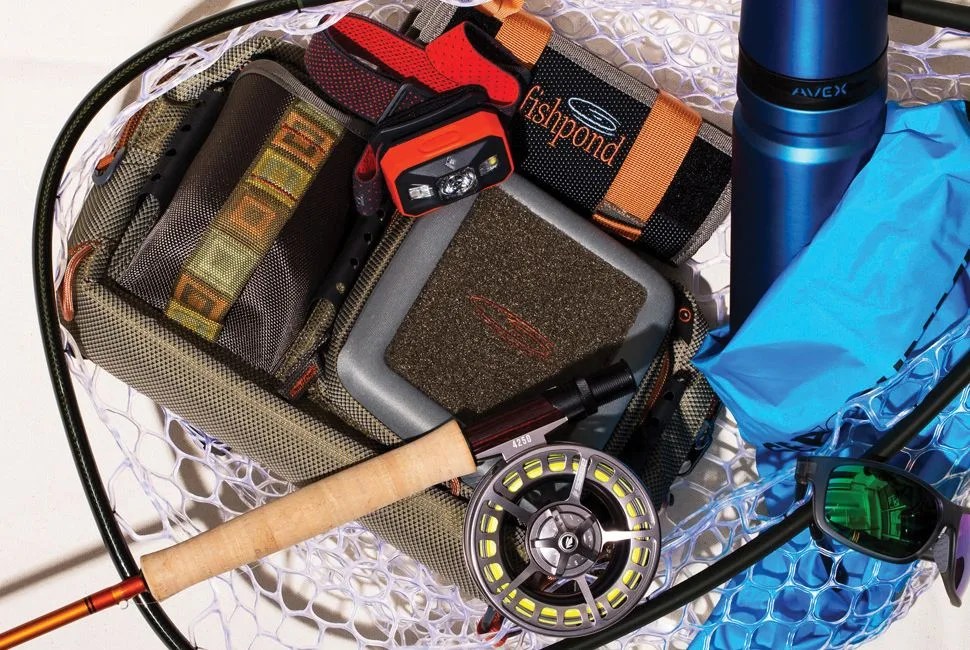 gear-patrol-canoe-fishing-lead-full2
