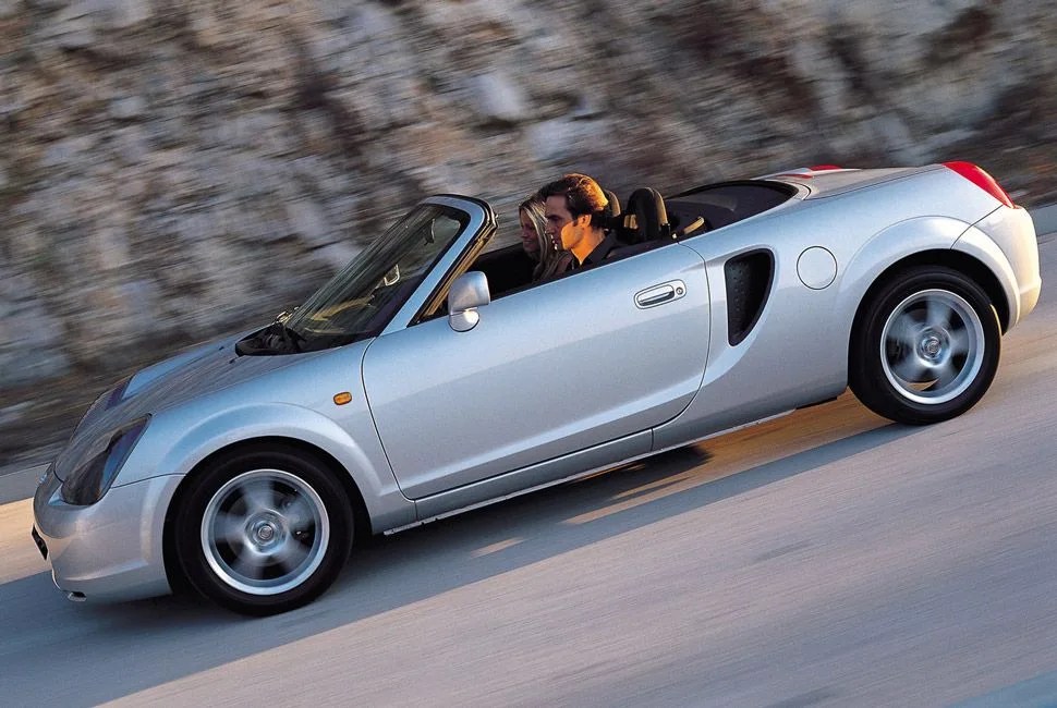 Future-Classic-Cars-Gear-Patrol-Toyota-MR2