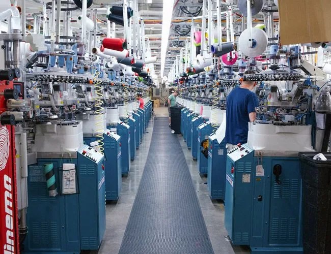 Smartwool-Factory-Gear-Patrol-lead-v2
