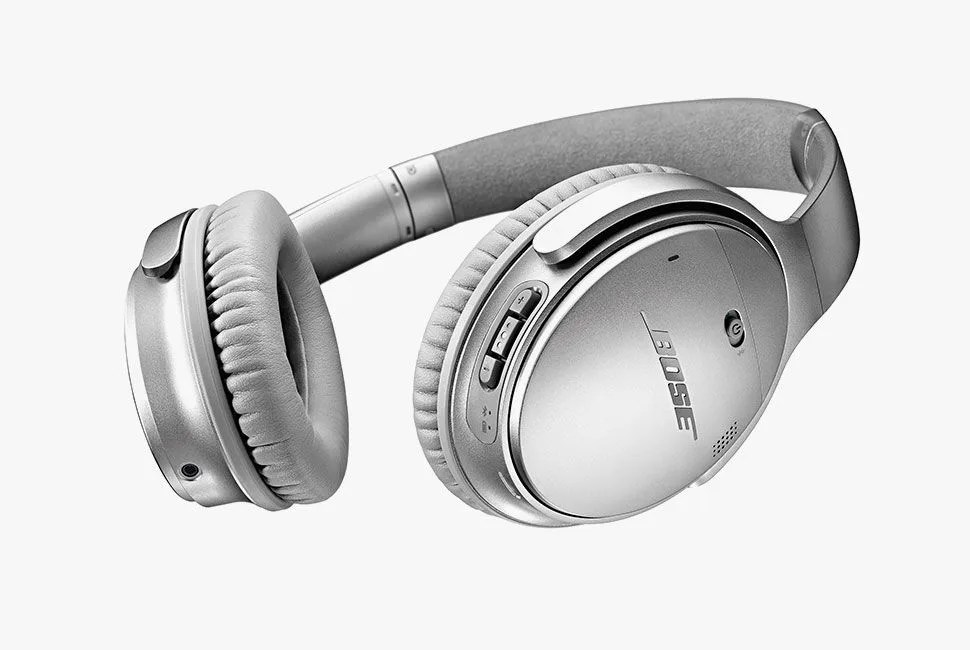 bose-wireless-gear-patrol-quietcomfort