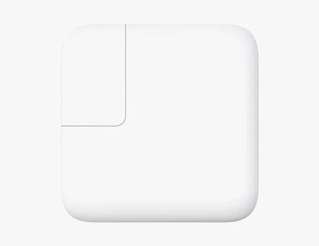 travel-small-gear-patrol-sidebar-2