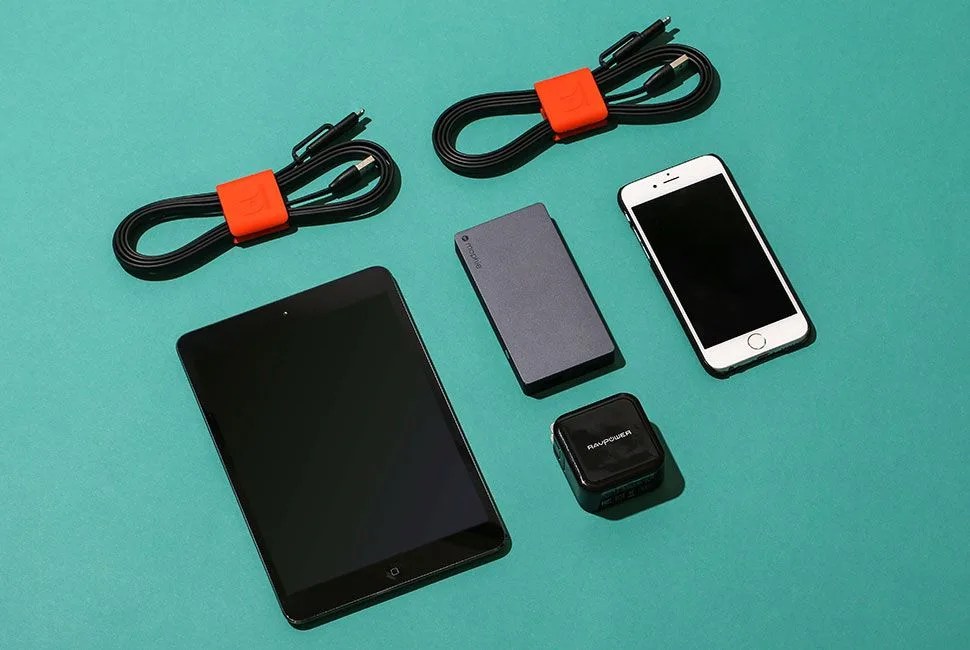 travel-small-gear-patrol-tablet