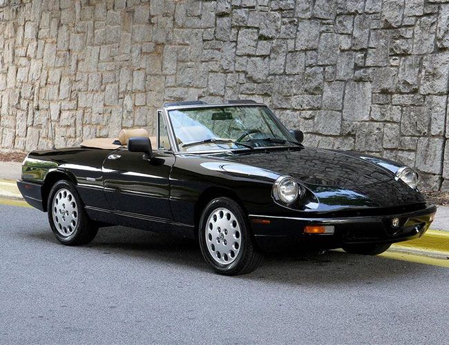 vintage-car-under-15k-gear-patrol-alfa-romeo