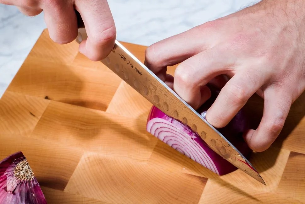 Knife-Skills-The-Claw-Gear-Patrol
