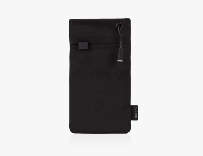 Moshi-iPouch-for-iPhone-6-Gear-Patrol