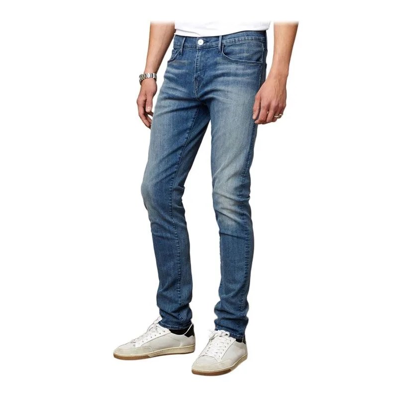 lightweight-pants-gear-patrol-3×1