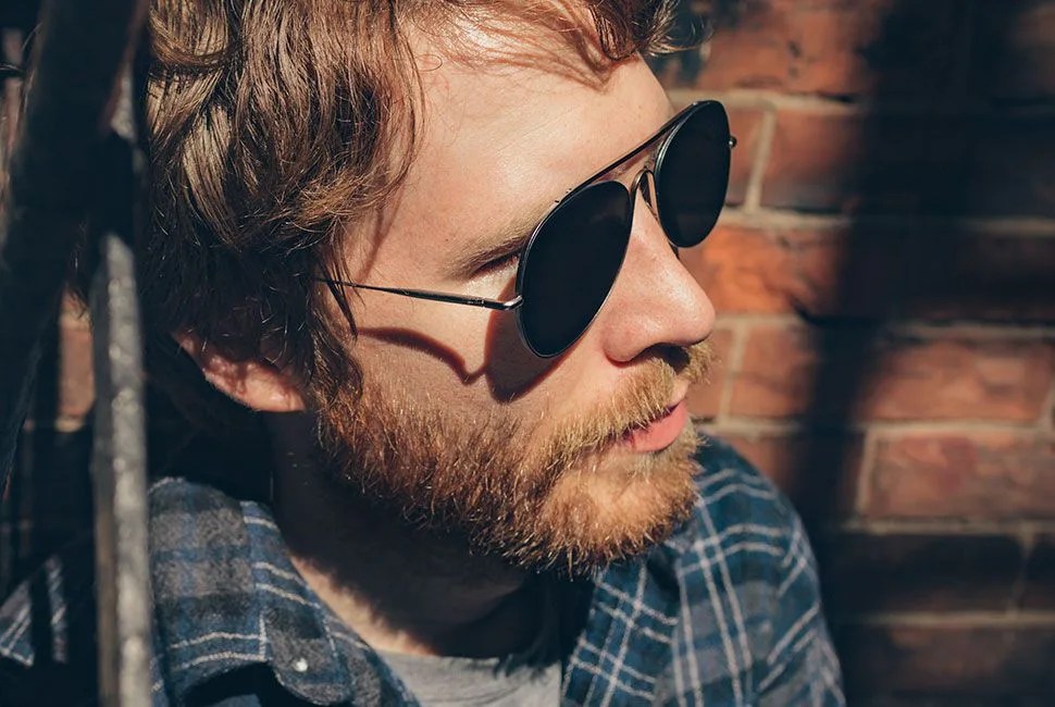 mirrored-sunglasses-gear-patrol-2-full-lead