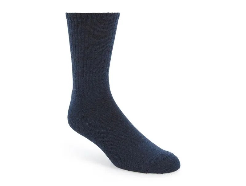 nordstrom-sale-gear-patrol-smartwool