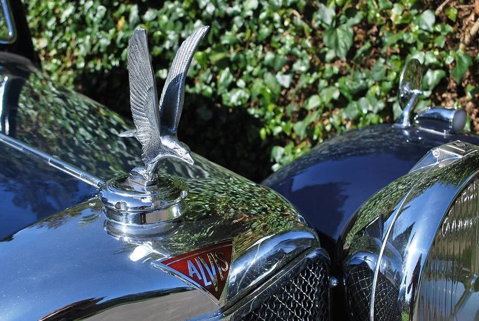 Alvis-HO-Gear-Patrol
