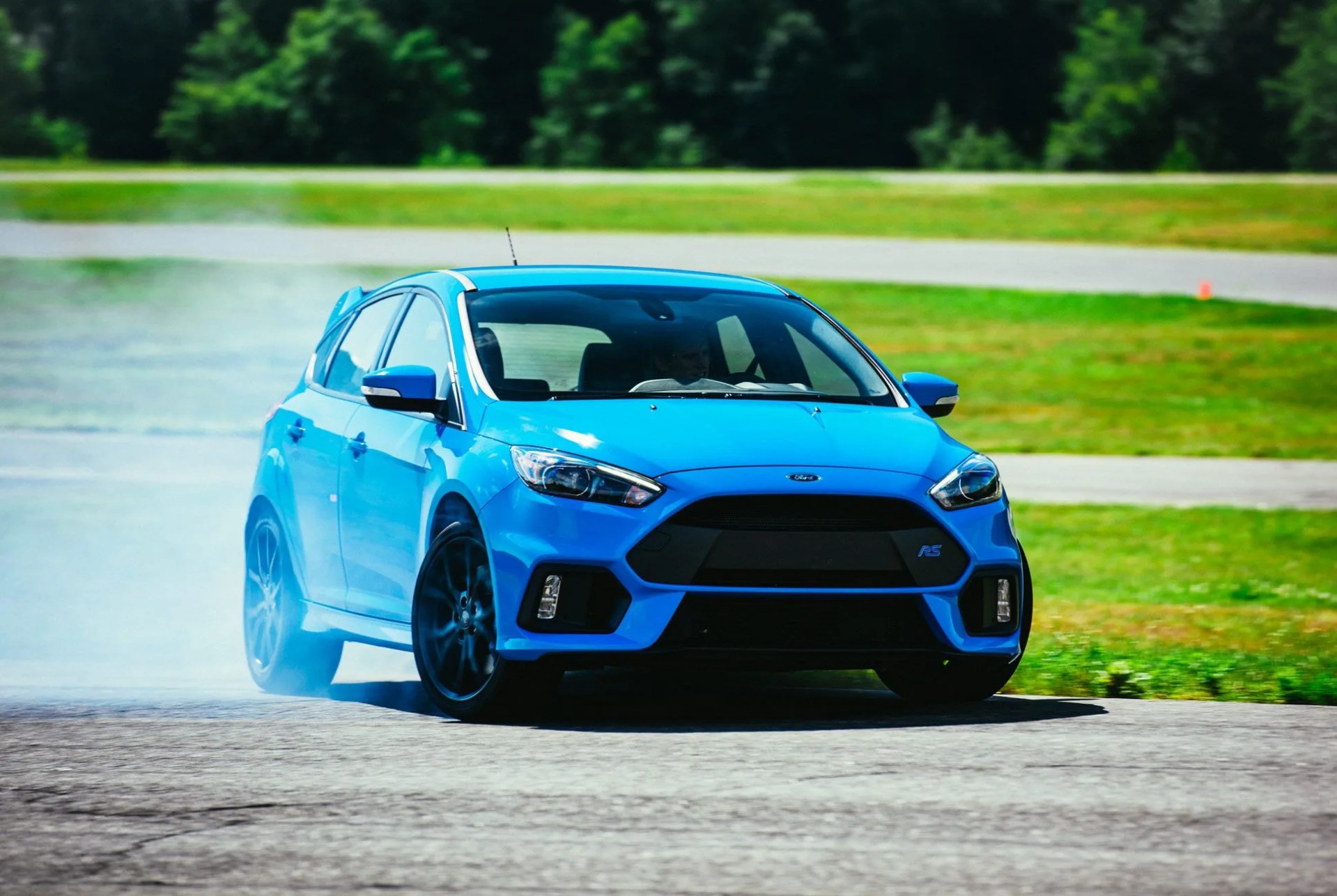 Focus-RS-Gear-Patrol-Ambiance-1