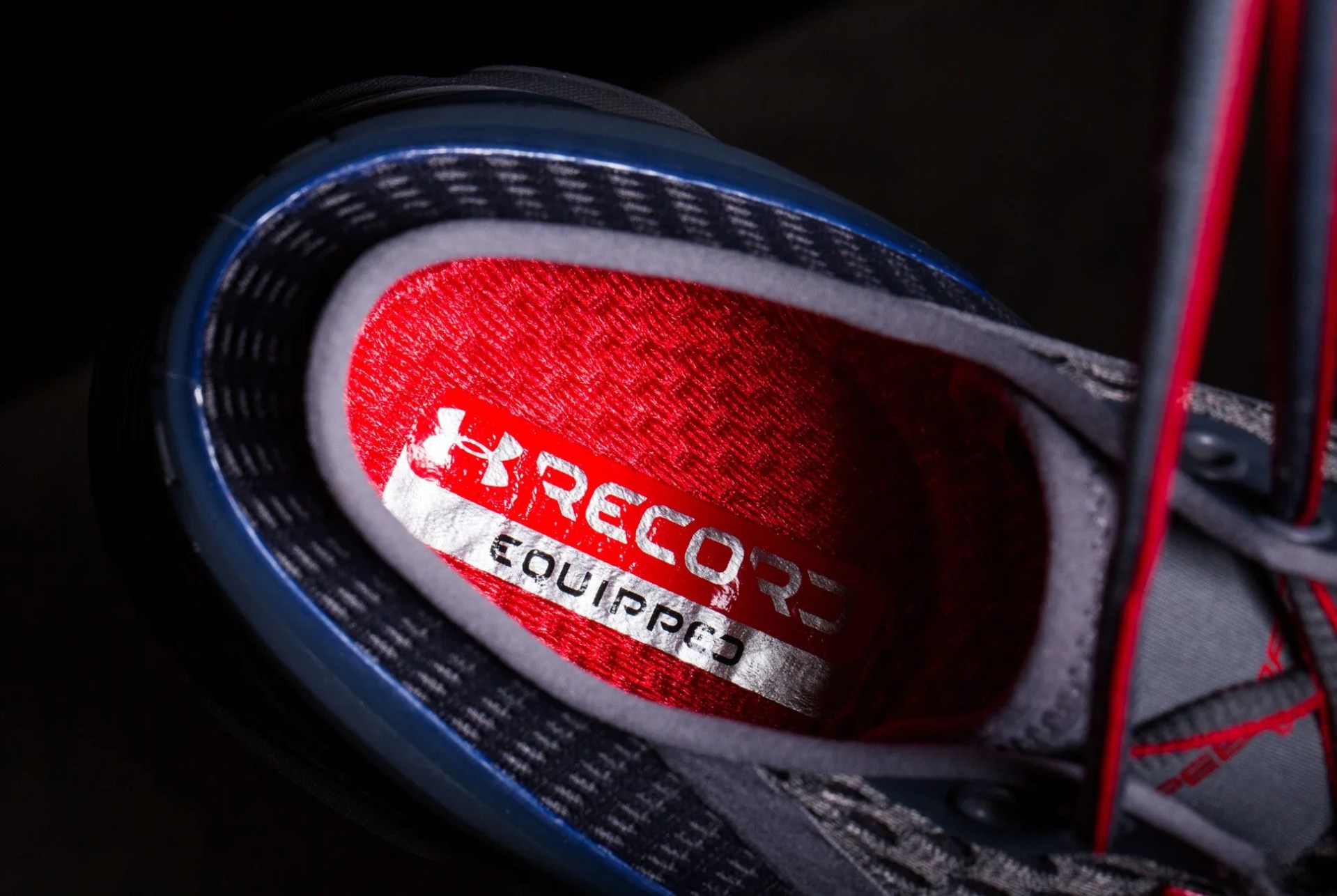 UA-Smart-Shoes-Gear-Patrol-Ambiance