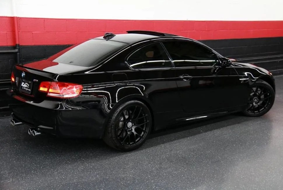 gear-patrol-bmw-m3-coupe-2-b