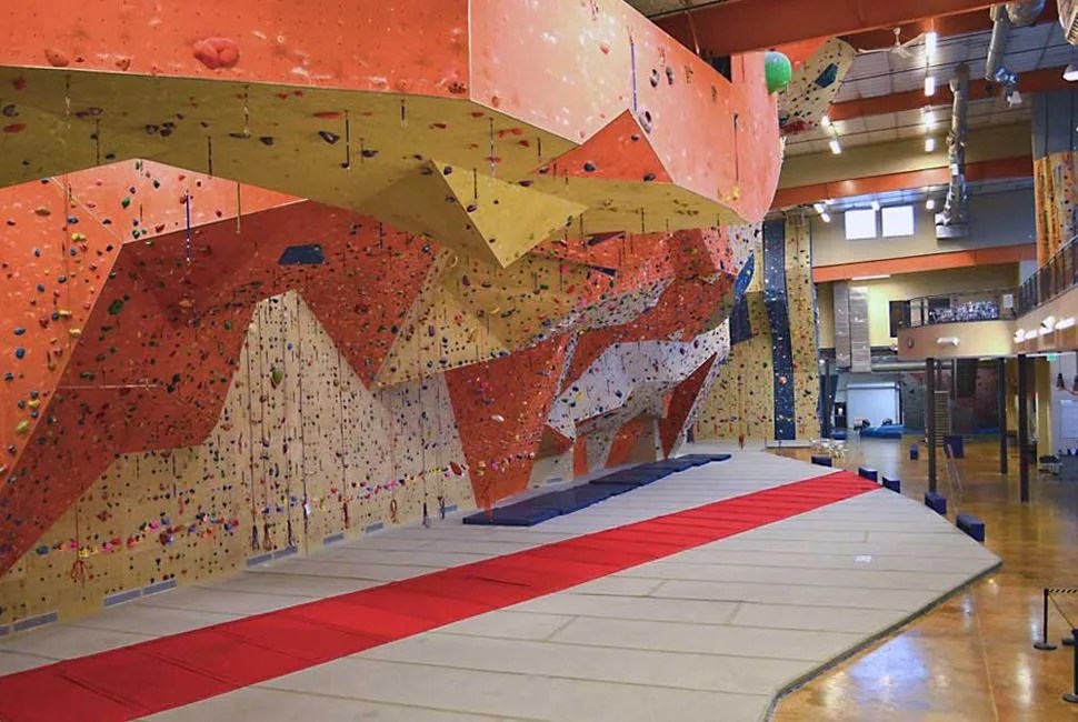 gear-patrol-climbing-gyms-Stone -Summit-Climbing-Fitness-Center