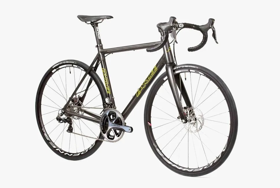 staff-favorite-aj-gear-patrol-parlee