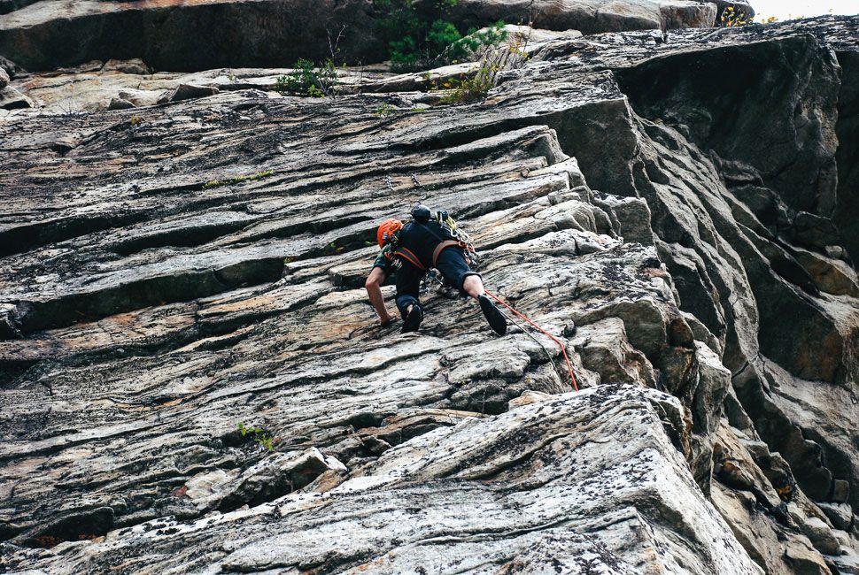 workouts-for-climbers-gear-patrol-full-lead