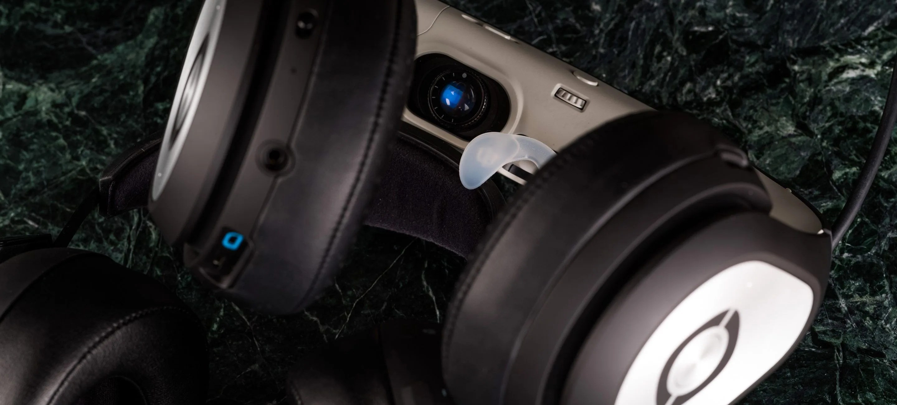 Video-Headsets-Gear-Patrol-Lead-1440
