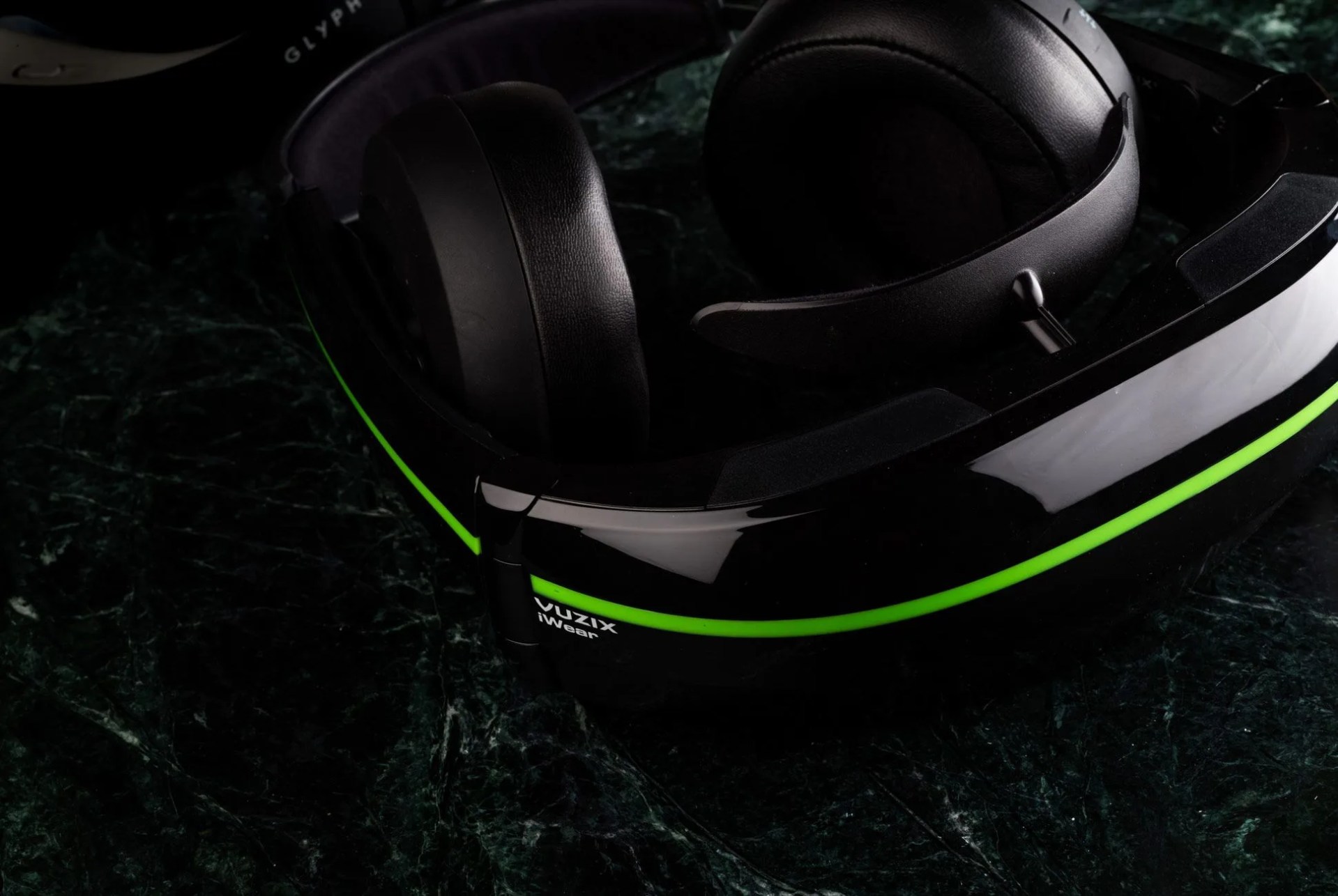 Video-Headsets-Gear-Patrol-Vuzix