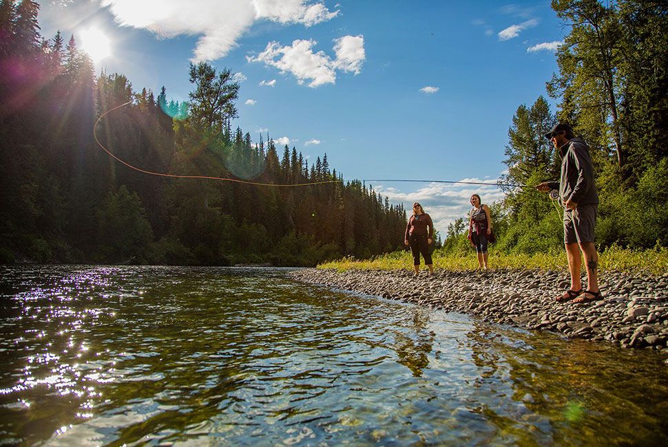 fly-fishing-lodge-gear-patrol-2-bear-claw