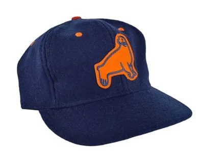 gear-patrol-ebbets-seal-ballcap
