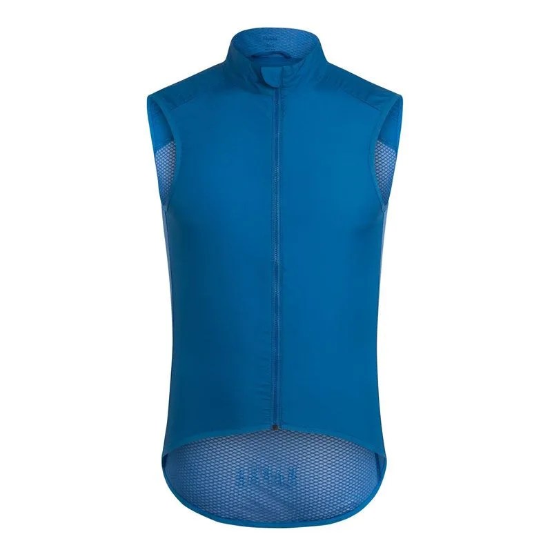 rapha-fall-gear-patrol-vest