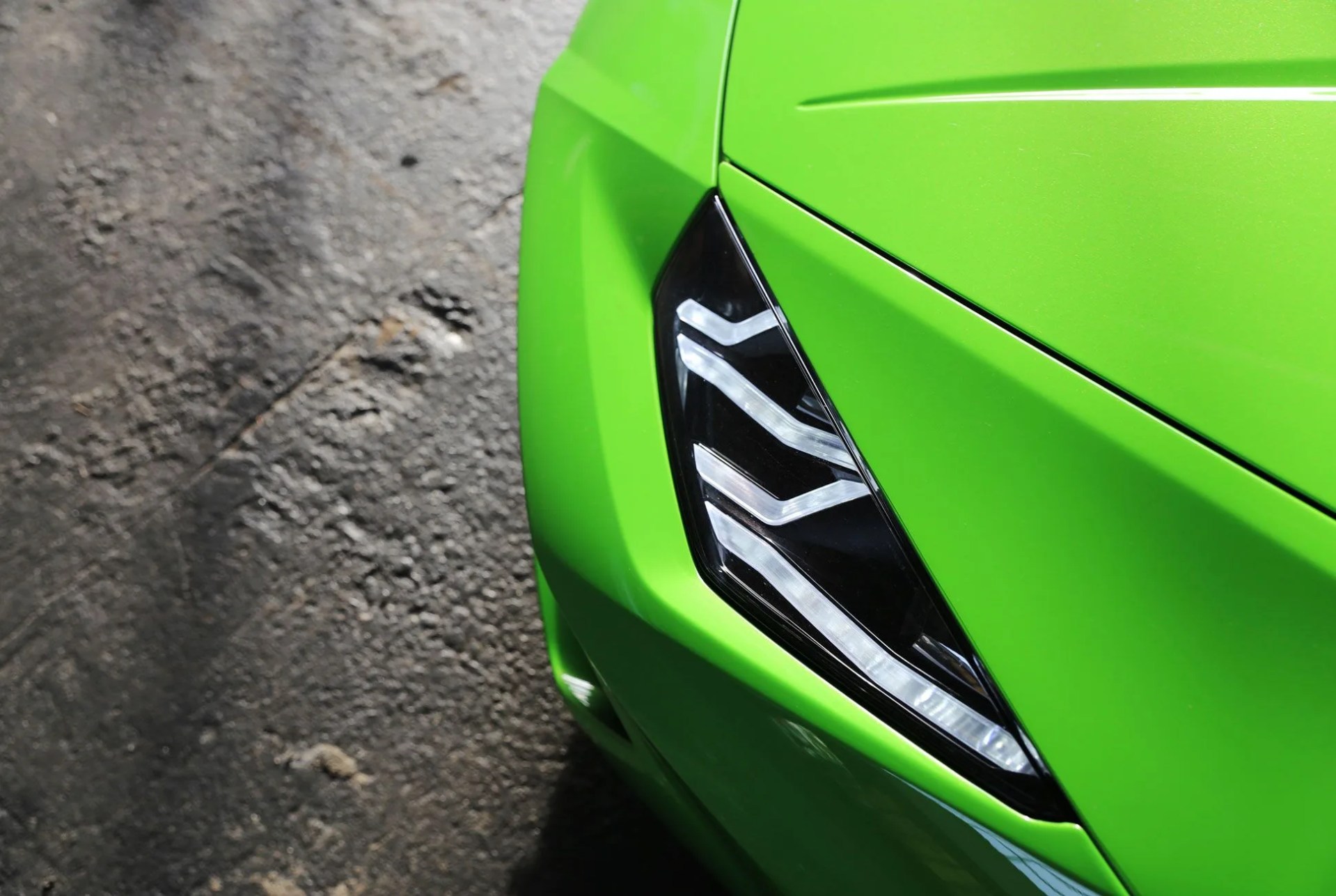 lamborghini-huracan-gear-patrol-ambiance