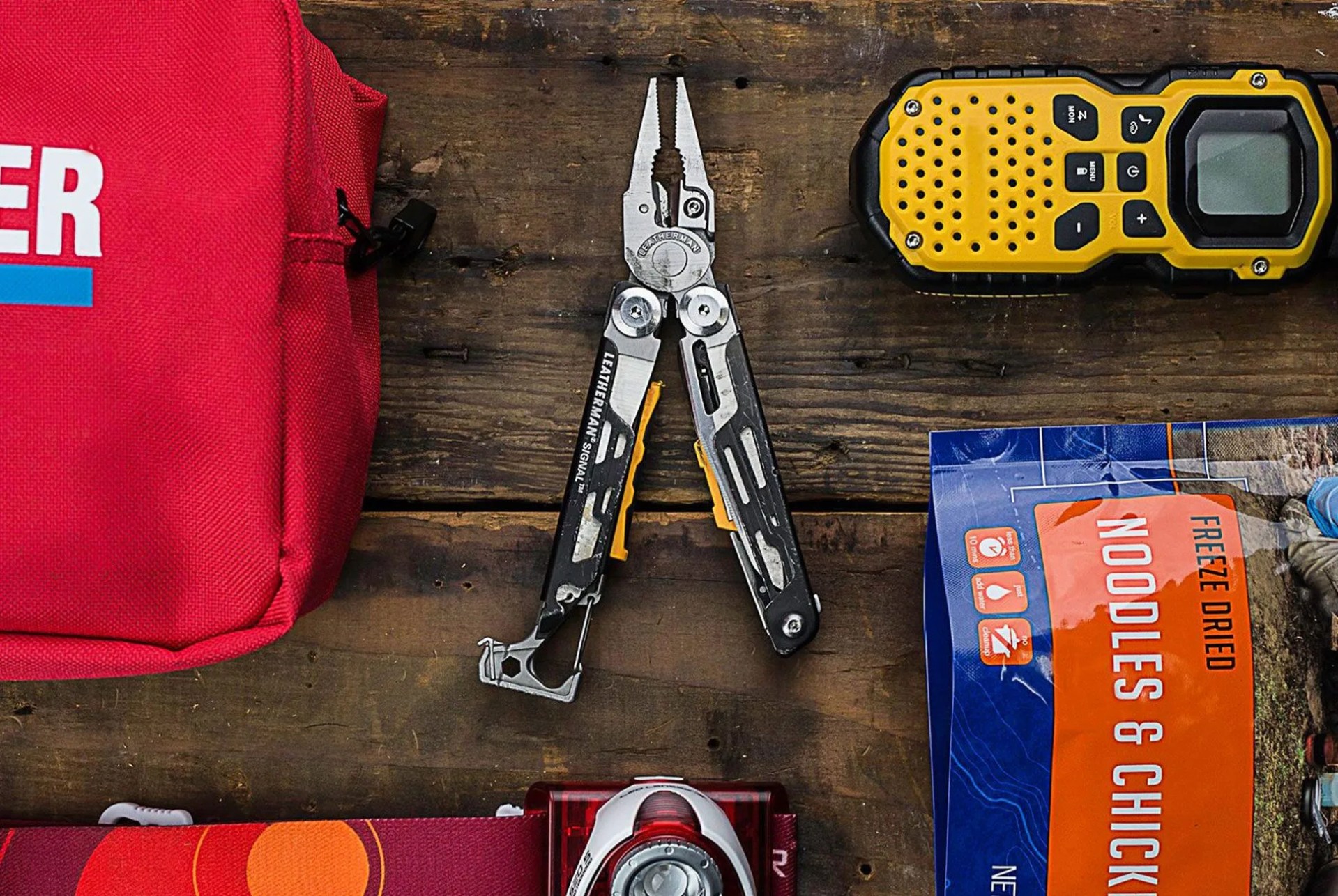 leatherman-signal-gear-patrol-lead-full