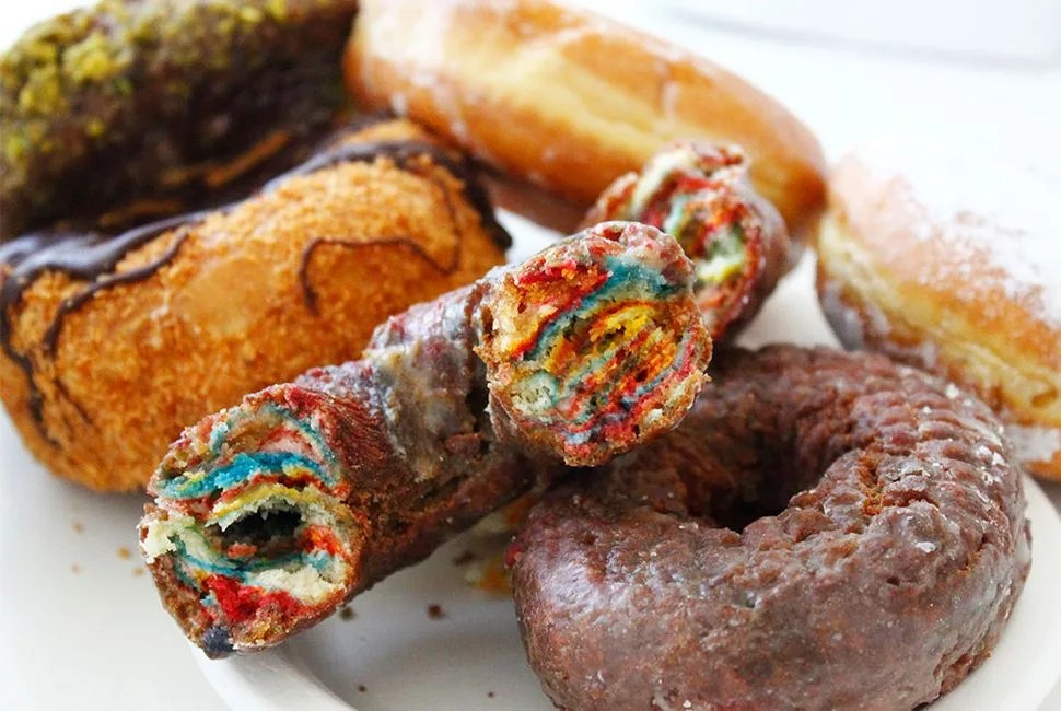 moes-doughs-donuts-gear-patrol-970