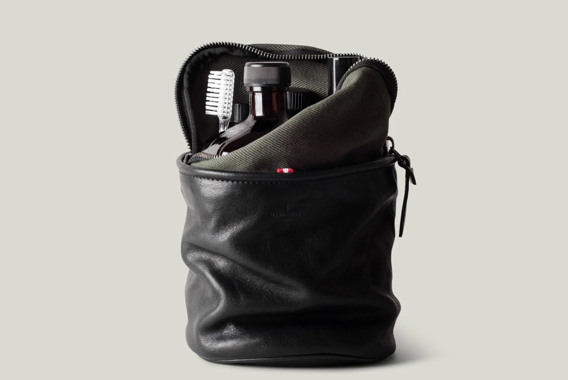 staff-favorites-sung-han-gear-patrol-hardgraft