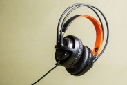 TUcker-Headphones-Gear-Patrol-Lead-Full