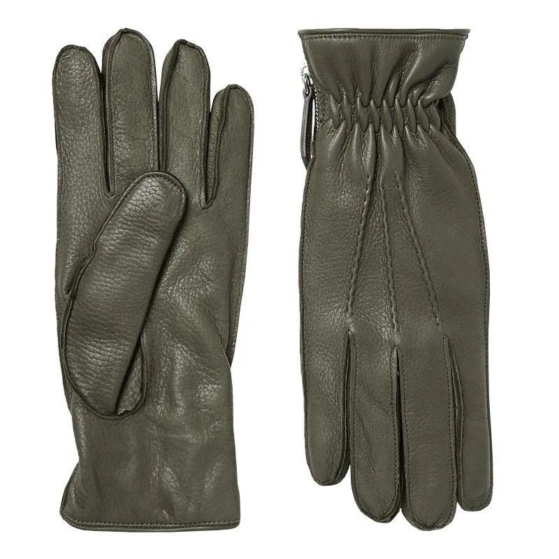 want-les-essentiels-gear-patrol-800