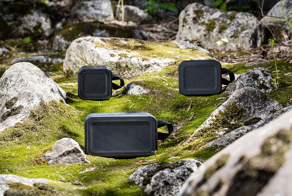 gear-patrol-skullcandy-speaker-lead-full