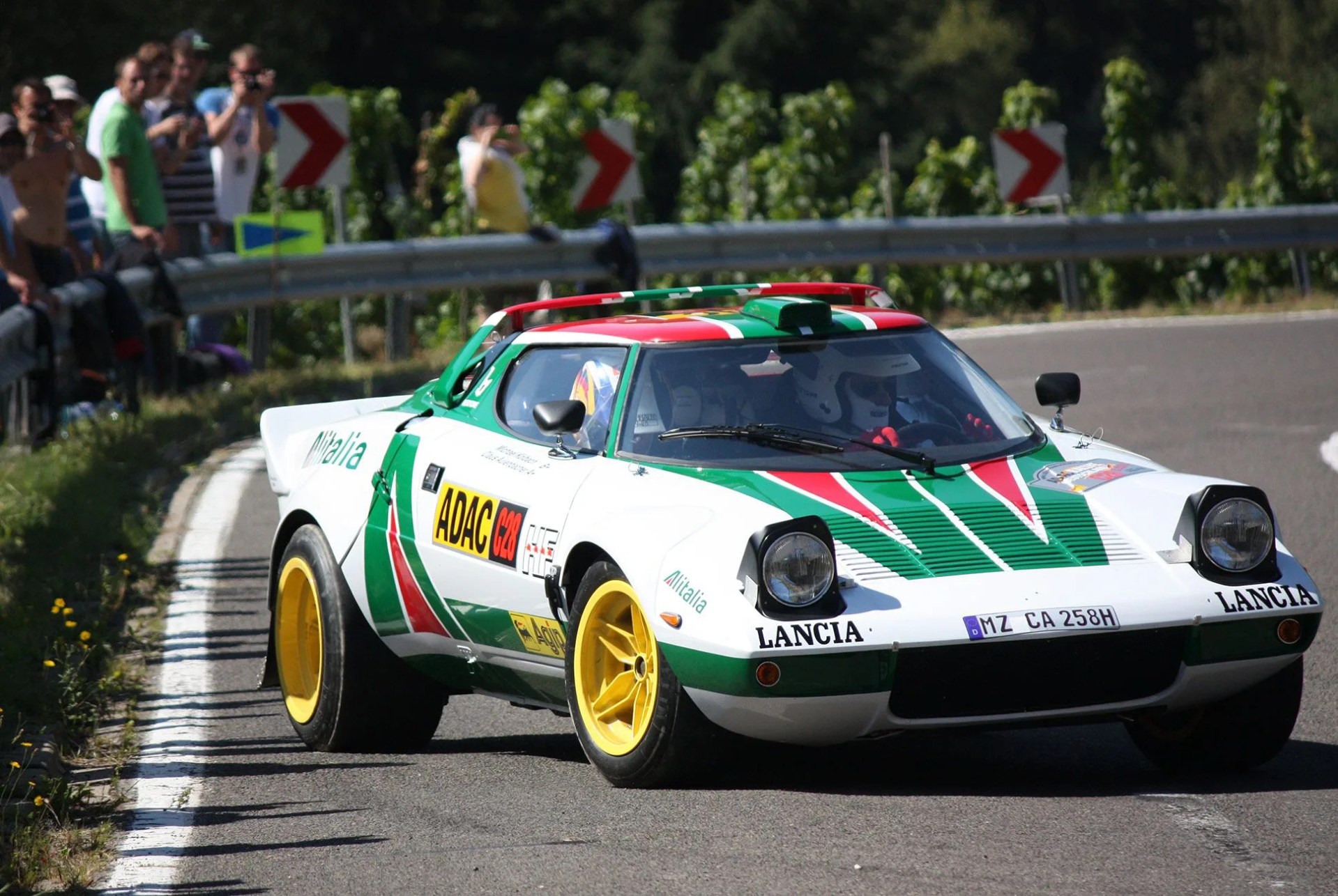 1974-alitalia-lancia-stratos-hf