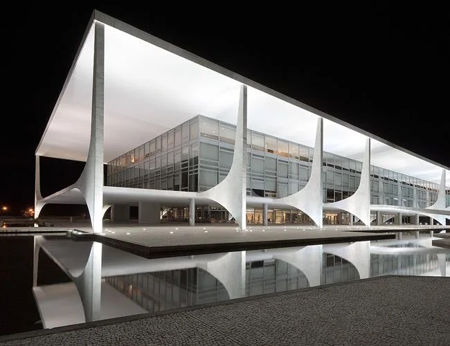 View of the Palacio do Planalto at night, Brasilia, Brazil