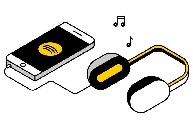 black-friday-tech-tips-gear-patrol-headphones