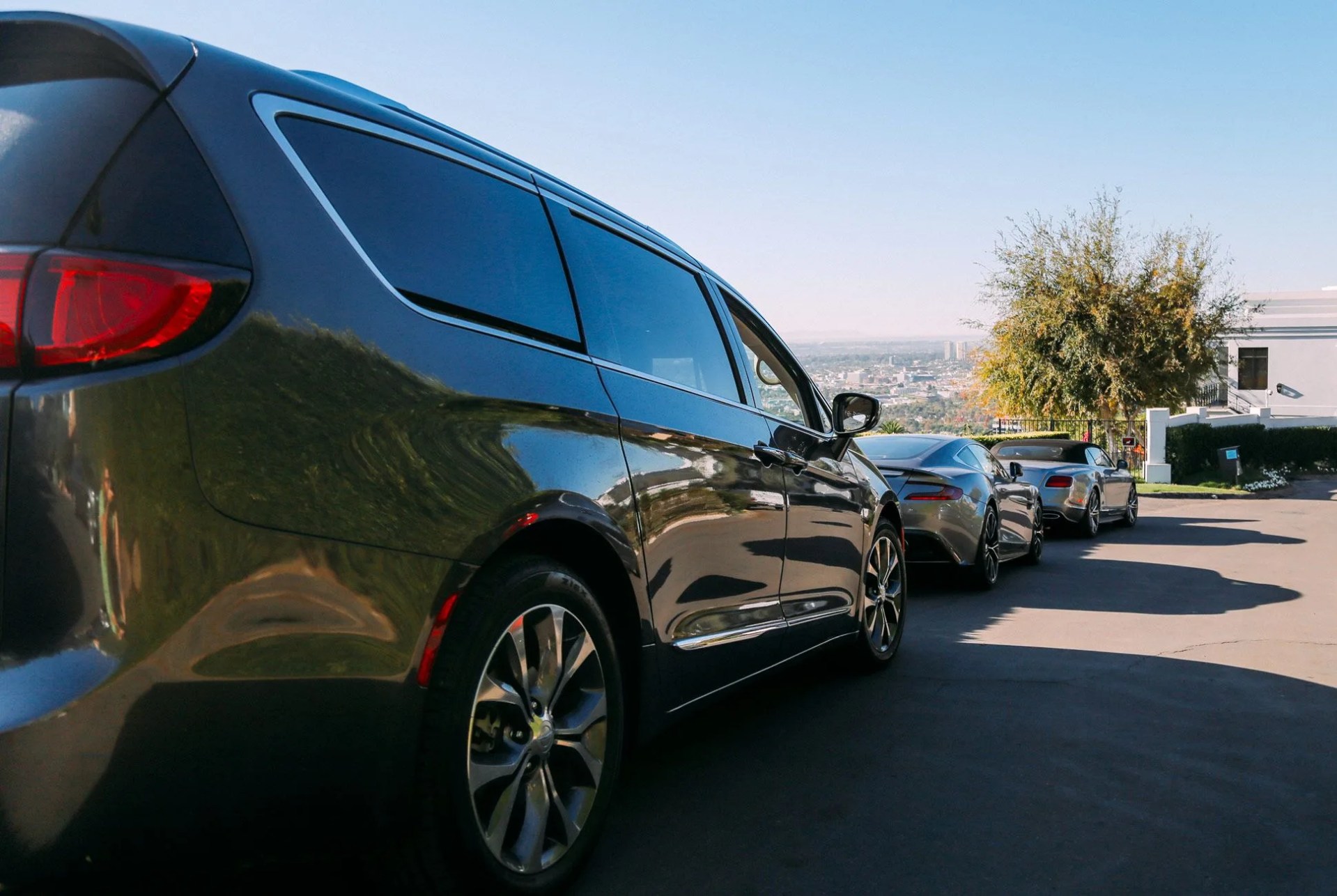 chrysler-pacifica-gear-patrol-ambiance