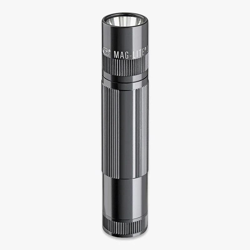maglite-xl50-gear-patrol-800