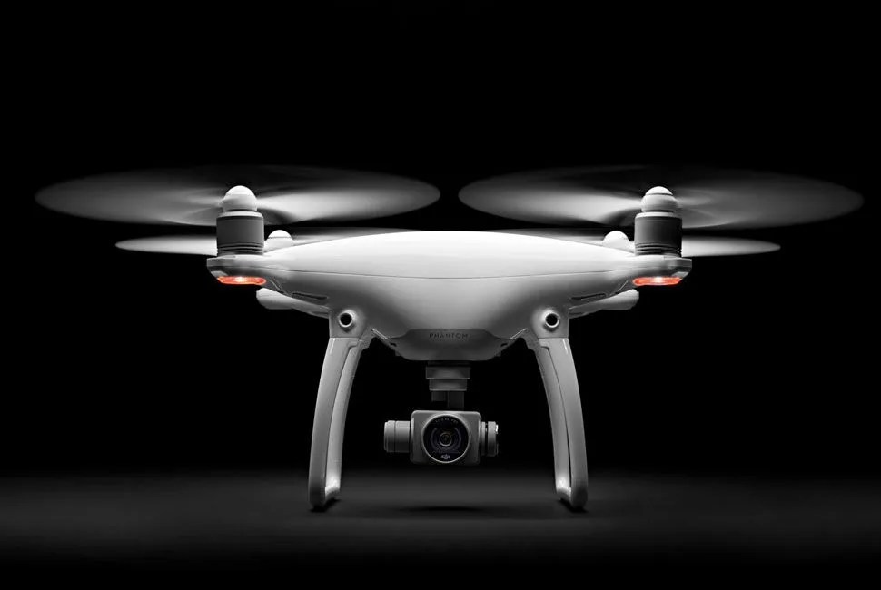 CES-17-gear-patrol-drones