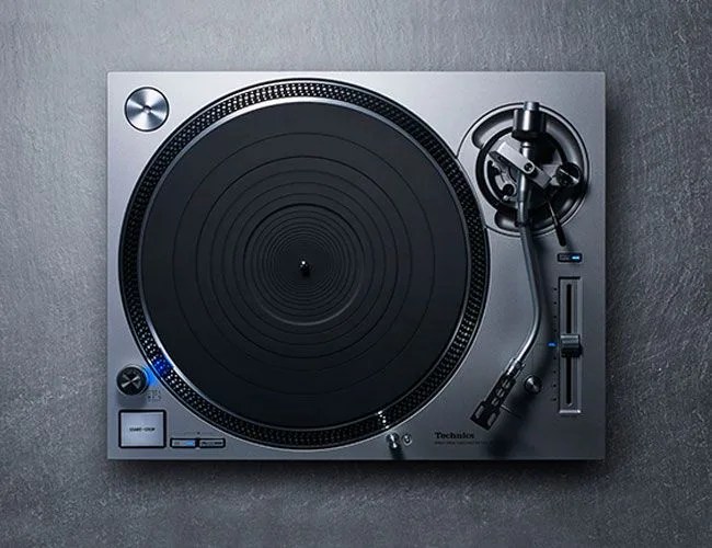 CES-17-gear-patrol-technics
