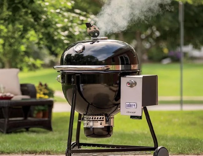 Weber-Summit-Charcoal-Grill-gear-patrol-650