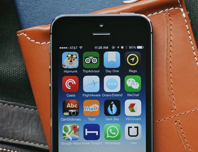 best-travel-apps-gear-patrol-lead