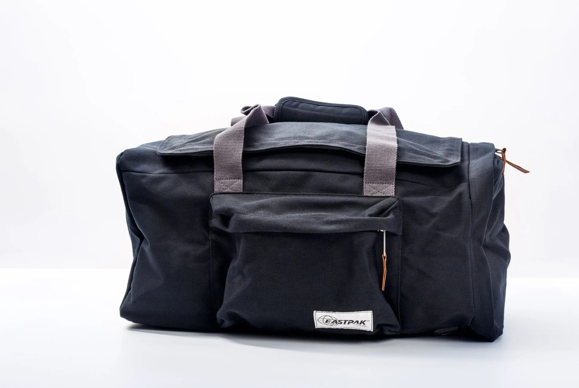 Affordable-Weekender-Gear-Patrol-BAG