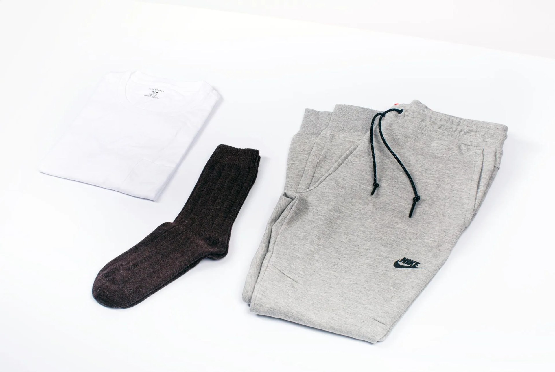 Affordable-Weekender-Gear-Patrol-Casual