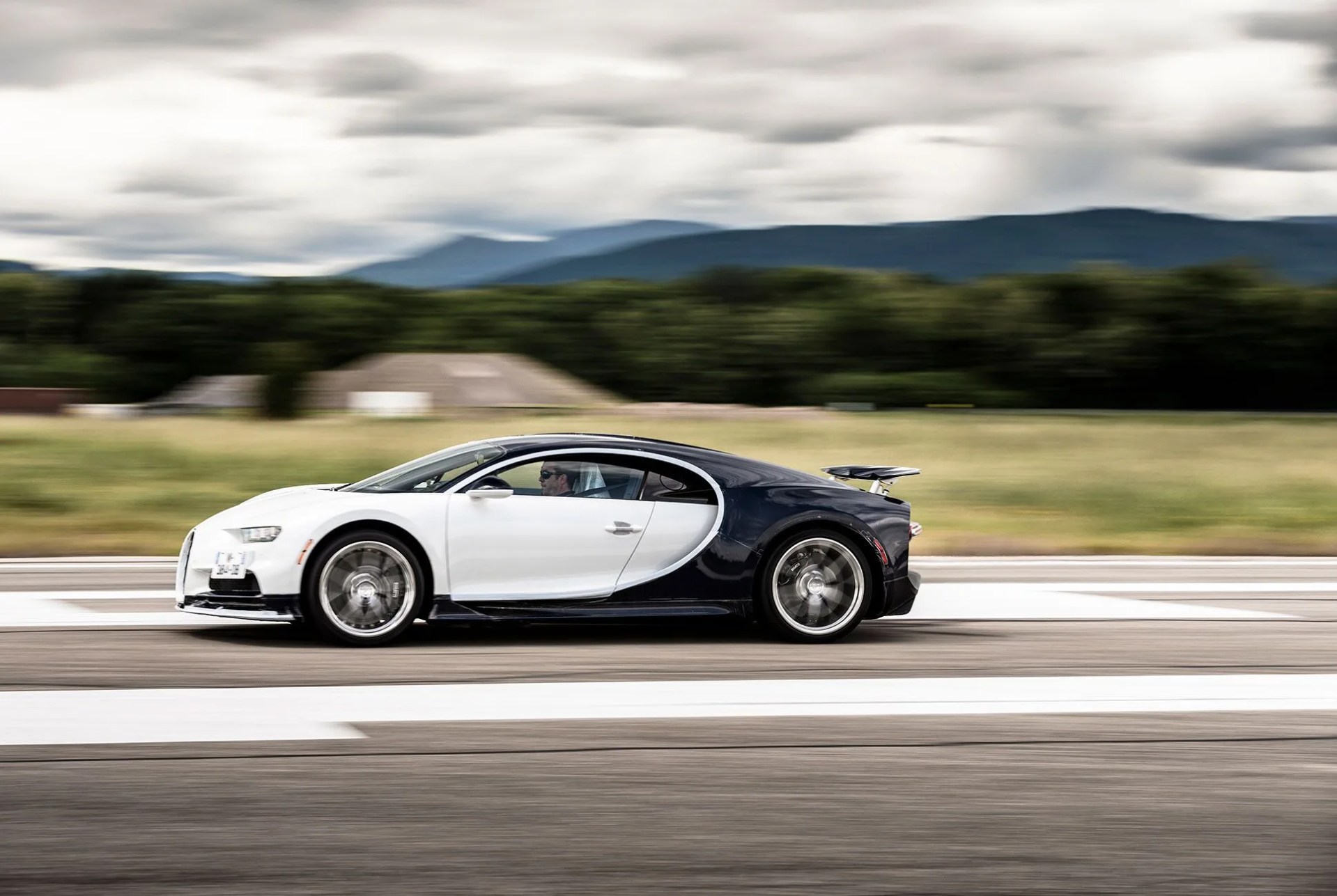 Bugatti-Factory-Note-Gear-Patrol-Slide-23