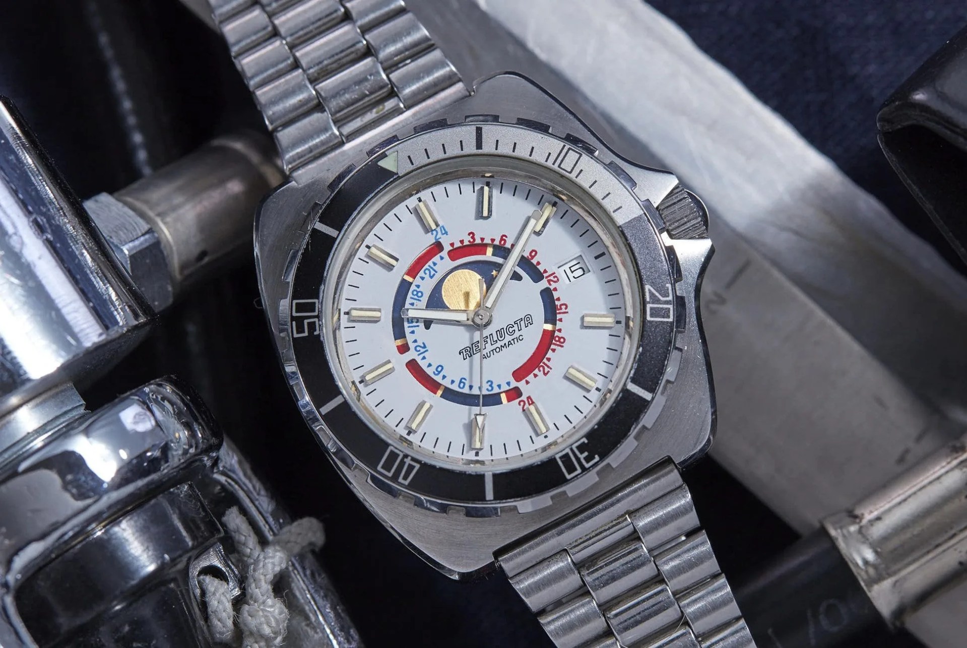 Found-Watches-0210-Gear-Patrol-Reflecta-Gear-Patrol-Lead-Full