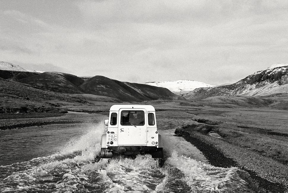 Iceland-Wallpaper-Gear-Patrol-Lead-Full