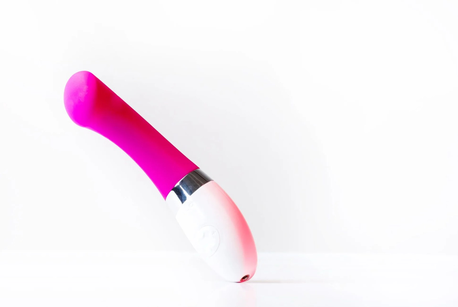 Lelo-Gear-Patrol-S-2