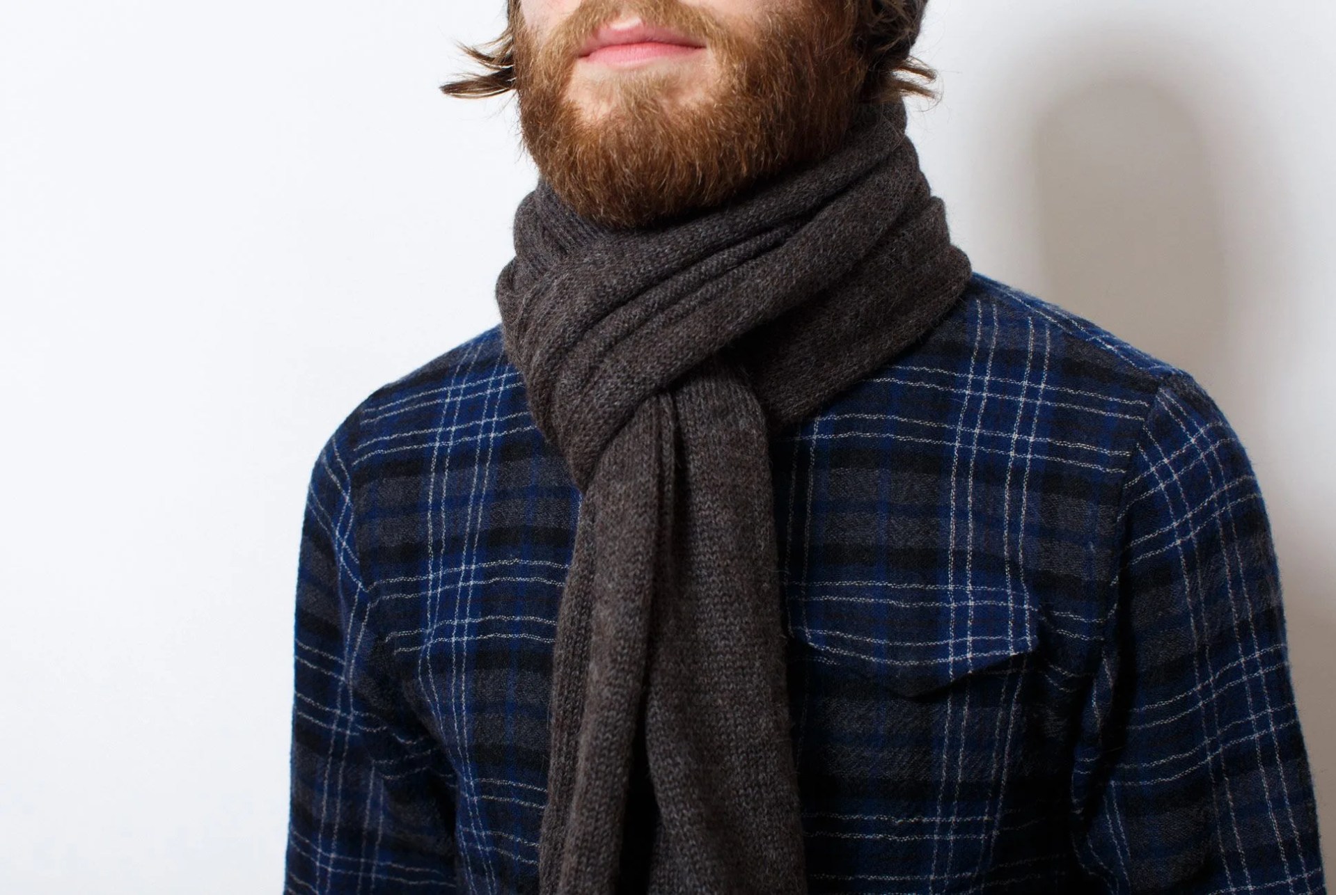 Tie-A-Scarf-Gear-Patrol-Lead-Full